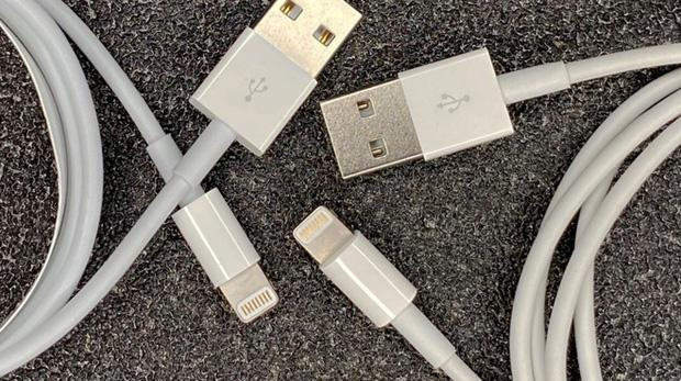 Nhìn như một sợi cáp bình thường nhưng cáp USB này được tạo ra để đánh cắp dữ liệu của bạn
