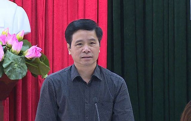 Ông Hoàng Mạnh Phú