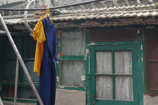 Căn nhà đổ nát rộng 6,7 m2 vừa được bán với giá gần 9 tỷ đồng. Nguồn: Yangpeng Zheng.