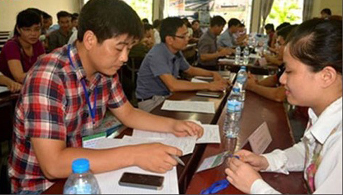 Theo bản tin cập nhật thị trường lao động mới nhất của Bộ Lao động Thương binh và Xã hội, hiện nay, cả nước có hơn 1,1 triệu người trong độ tuổi lao động đang thất nghiệp. Trong đó, nhóm có trình độ cao đẳng, đại học trở lên vẫn có tỷ lệ thất nghiệp cao n