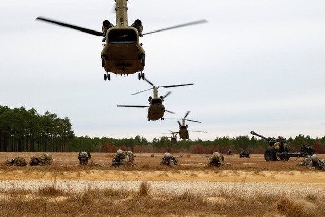 Quân đội Mỹ tập trận ở Nevada hồi tháng 12/2017 Ảnh: NYT.