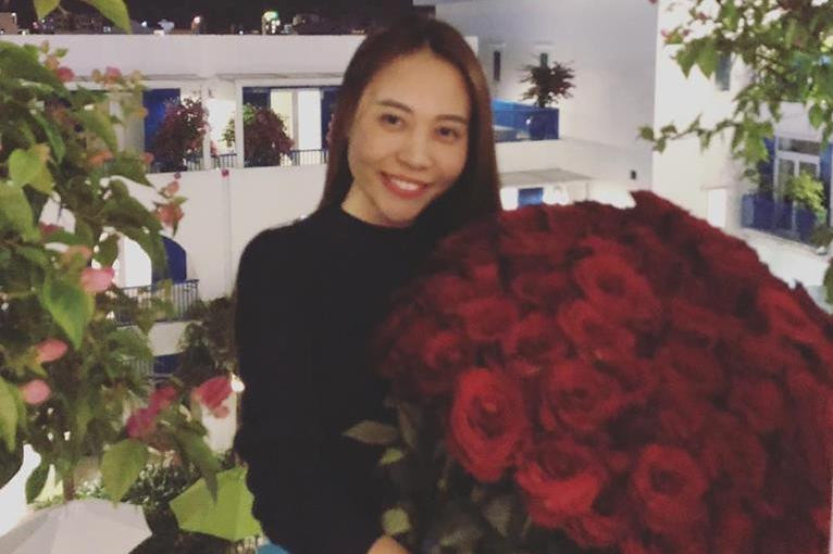 Nhận quà 8/3, Đàm Thu Trang vẫn 'trách móc' Cường Đô la