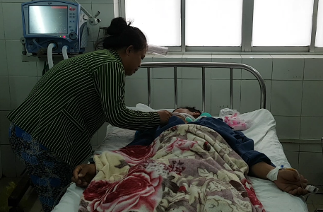 Bệnh nhân nhập viện do chủ quan ăn cá nóc mít.