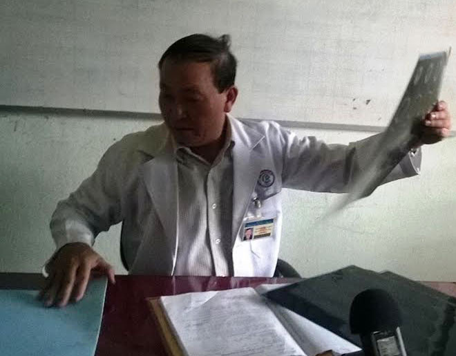 PGS – TS Bác sĩ Nguyễn Hữu Chức thông tin về tình hình sức khỏe của bệnh nhân