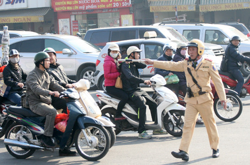 Đã có 272 trường hợp vi phạm giao thông bị tước giấy phép lái xe. Ảnh minh họa