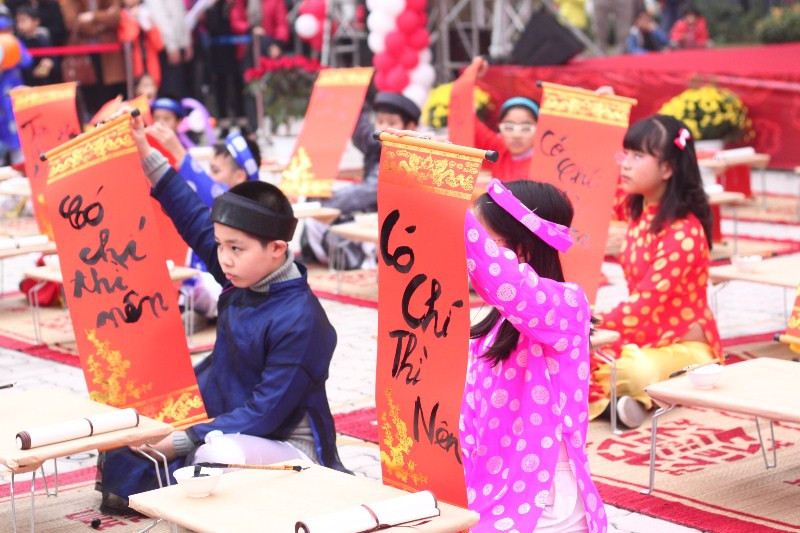 Dạy trò yêu tết xưa