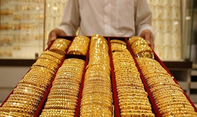 Giá vàng hôm nay 6/12: Trong nước tăng mạnh, thế giới giảm