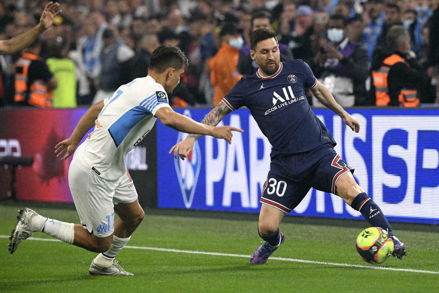 Messi khởi đầu mùa giải tệ nhất 15 năm 