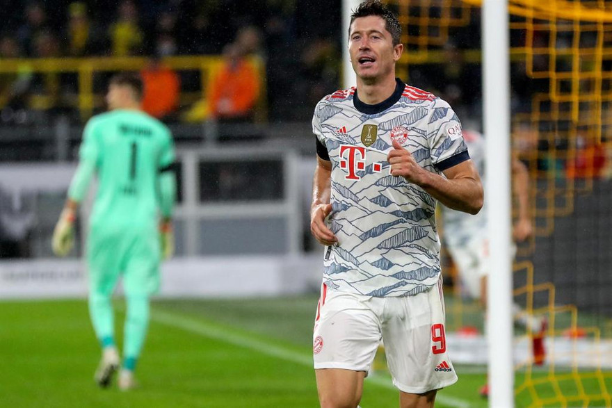 Lewandowski lại phá lưới Dortmund, giúp Bayern giành Siêu Cúp Đức