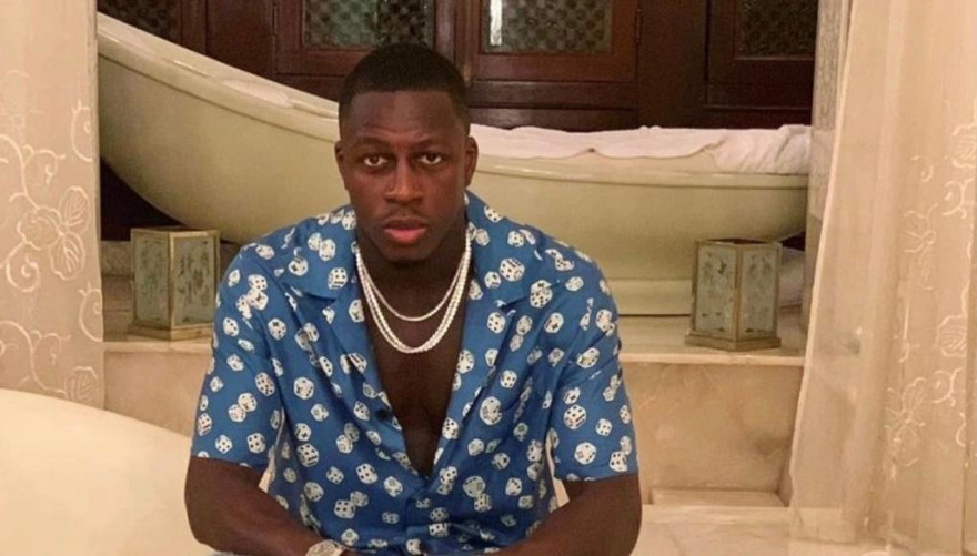 Cuộc sống 'vương giả' trong tù của ngôi sao Man City