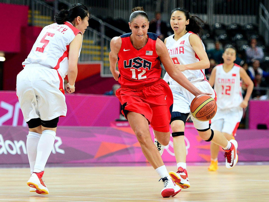 Các môn bóng đang là điểm tựa để Mỹ vượt qua Trung Quốc