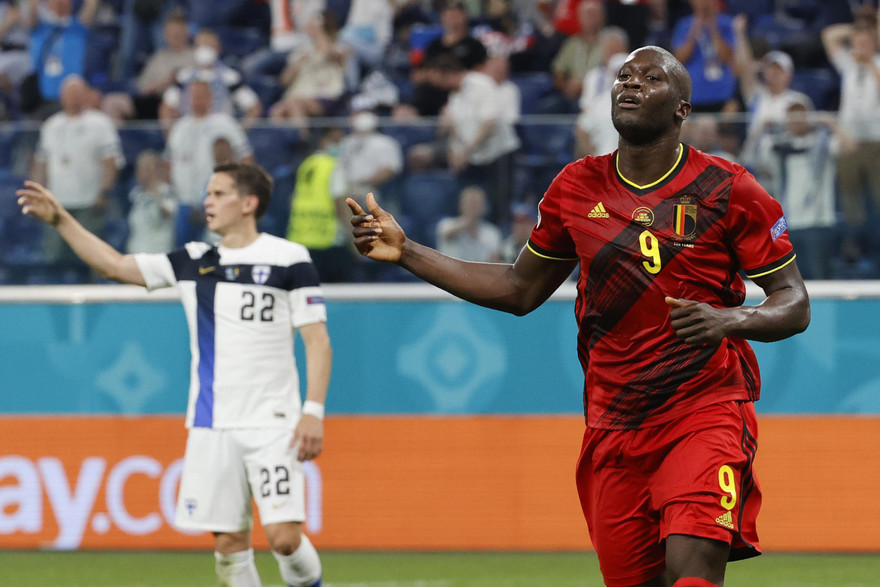 Nhẹ nhàng hạ Phần Lan, Bỉ sánh vai cùng Italia và Hà Lan