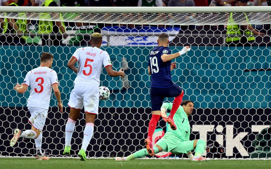 Chiêm ngưỡng cơn mưa bàn thắng trong trận Pháp - Thụy Sỹ