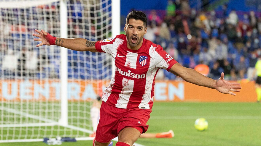 Luis Suarez không thể quên mối hận Barca