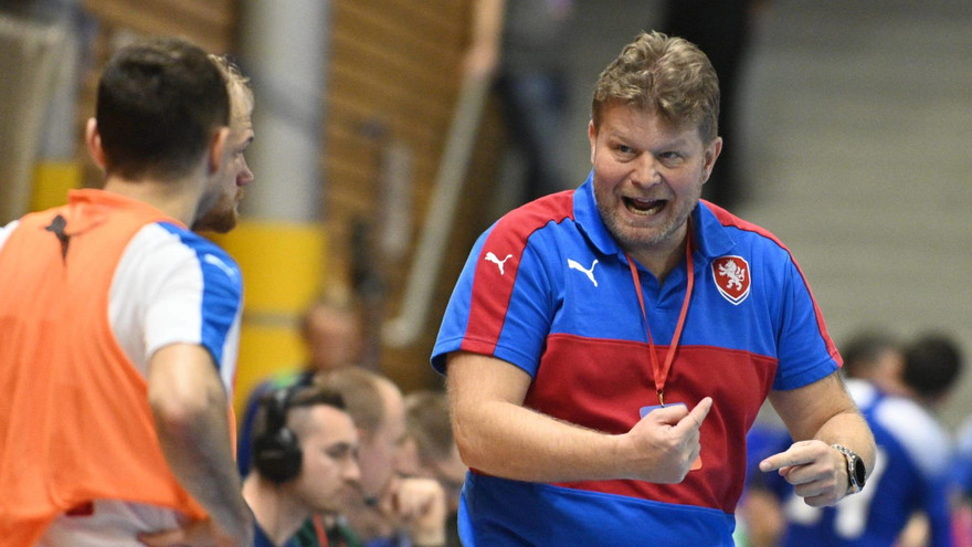 Thầy trò HLV Neumann đang bị chỉ trích sau trận hòa Việt Nam