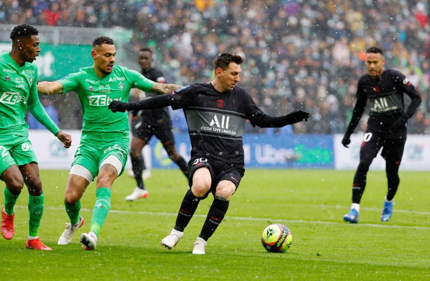 Messi lập hat-trick kiến tạo, PSG ngược dòng giành 3 điểm