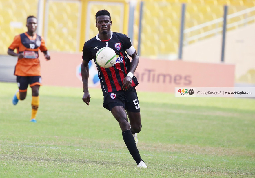 Cầu thủ phá âm mưu bán độ bị buộc tội... bán độ