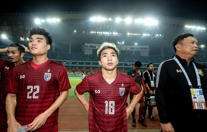 Vì scandal doping, ĐT Thái Lan bị cấm trưng quốc kỳ tại AFF Cup