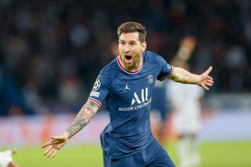 Messi được tôn vinh tại Champions League