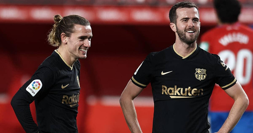 Ngân hàng Mỹ chi hơn nửa tỷ euro cứu Barca