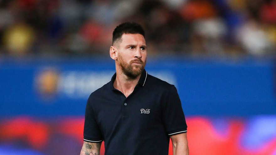 Trong 2 tuần, Messi 2 lần lập kỷ lục
