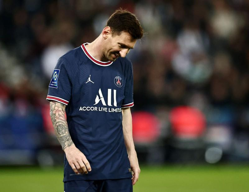 PSG hụt chiến thắng trong ngày Messi ra mắt Quả bóng vàng