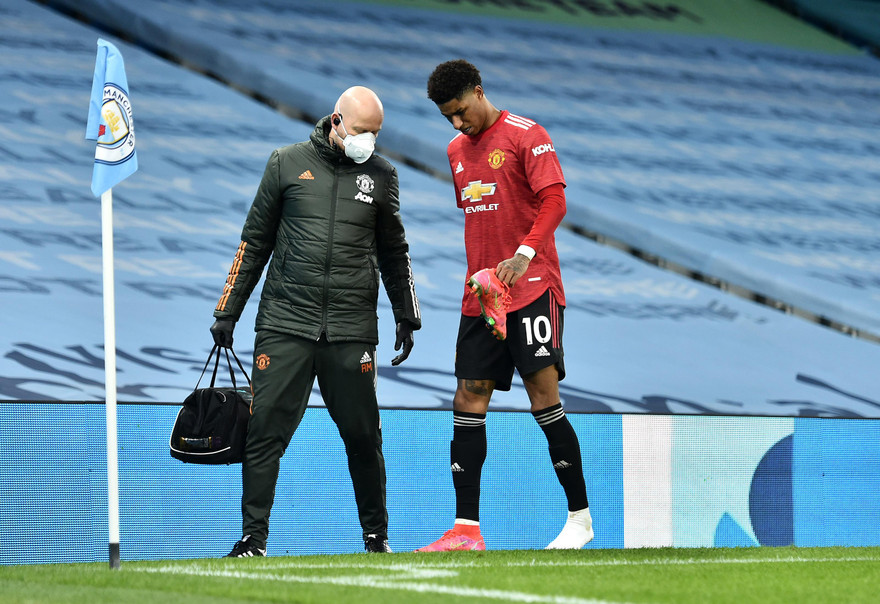 Sau thảm họa EURO, tiền đạo của M.U nghỉ tiếp 3 tháng để trị thương