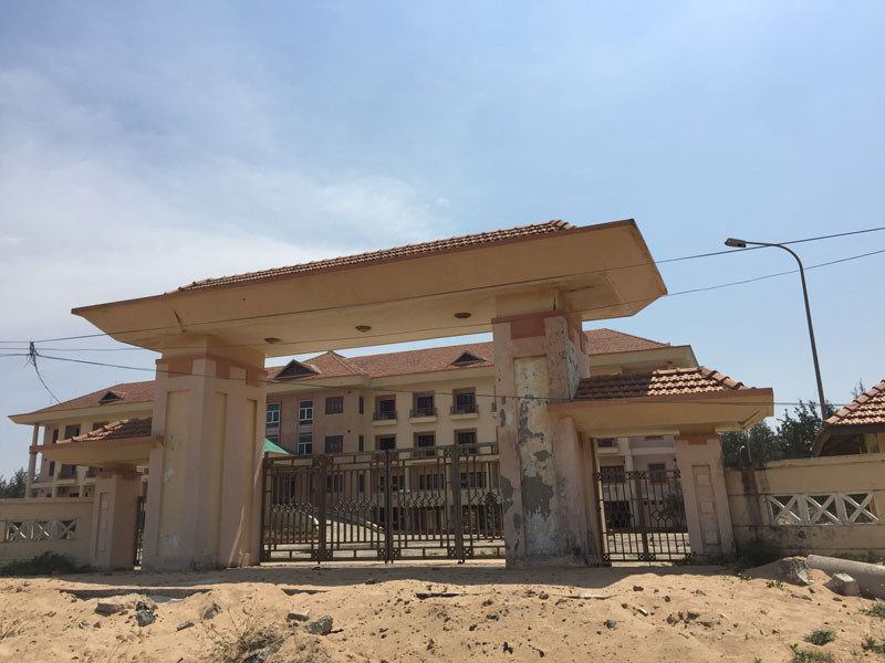 Mục kích trung tâm hỗ trợ nông dân thành nhà nghỉ