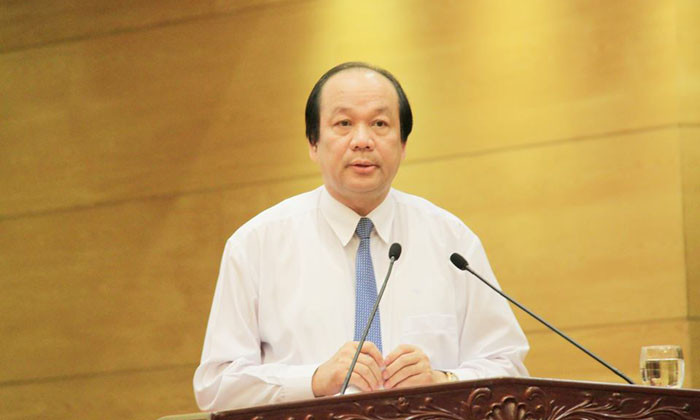 Bộ trưởng, Chủ nhiệm Văn phòng Chính phủ thông tin cho báo chí tại cuộc họp.