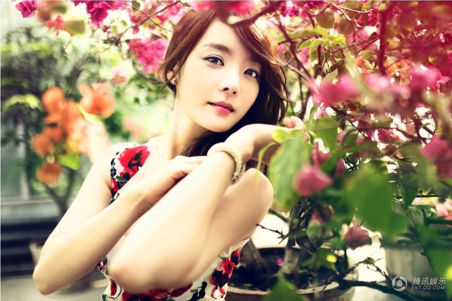 Bất ngờ với nhan sắc thẩm mỹ quá đà của Chae Rim