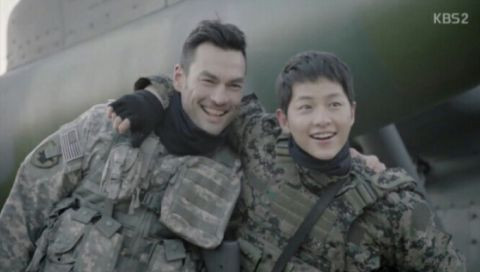 Argus từng là đồng đội với đại úy Yoo