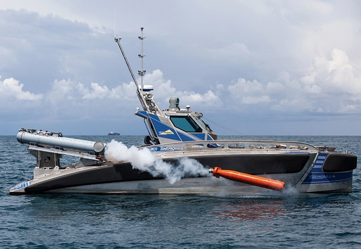Mới đây, tàu săn ngầm không người lái Seagull đã bắn thử thành công ngư lôi tiêu diệt tàu ngầm. Sự kiện này đưa Seagull trở thành tàu săn ngầm không người lái đầu tiên trên thế giới có vũ khí.