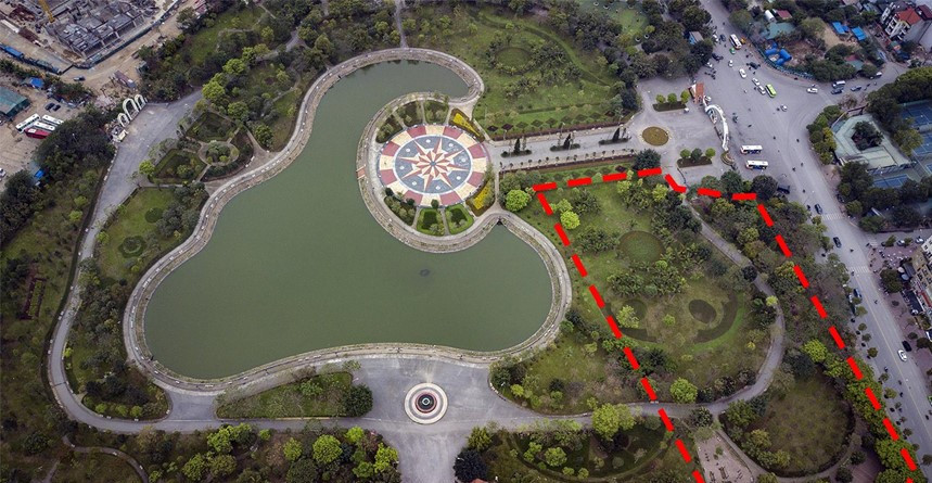 Vị trí dự kiến xây dựng bãi xe ngầm tại công viên Cầu Giấy. Ảnh: Zing