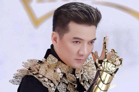 Đàm Vĩnh Hưng không phục trước những lý giải của BTC MTV Việt Nam sau những lùm xùm ở lễ trao giải MTV EMA tại Anh.