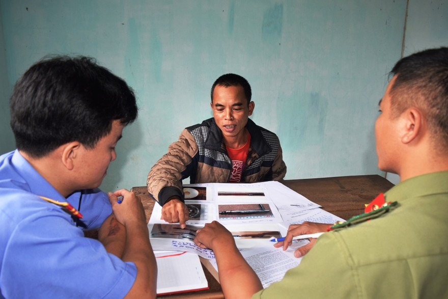 Blup Nhách tại cơ quan điều tra.