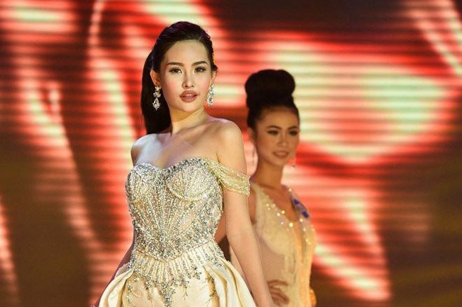 Hình ảnh Ngân Anh trong đêm Chung kết Hoa hậu Đại dương.