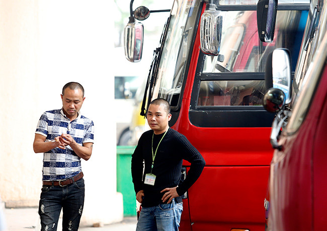 Các nhà xe ở lại bến Mỹ Đình đồng loạt than lỗ