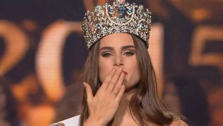 Cận cảnh vẻ quyến rũ chết người của Tân hoa hậu Siêu Quốc gia