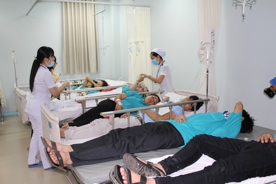 Đình chỉ bếp ăn tập thể không đủ điều kiện an toàn thực phẩm