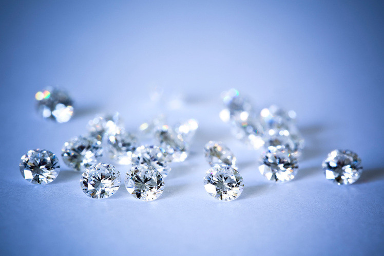 Bảo vệ 'nhặt' kim cương trị giá 5 triệu đô trong thùng rác