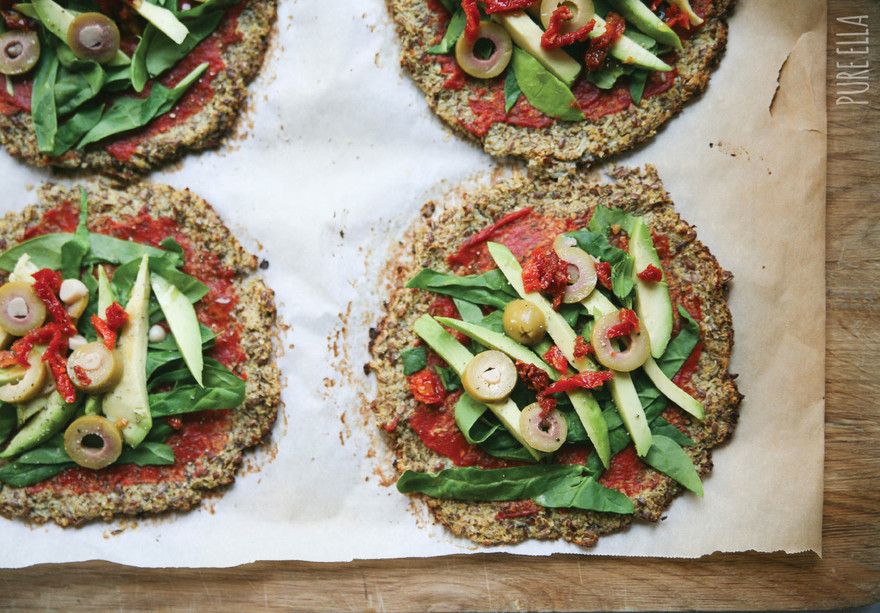 Tuyệt chiêu làm pizza từ súp lơ - các bé thích mê!