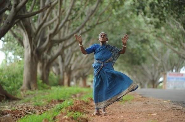 Bà Thimmakka bên những "người con trưởng thành"