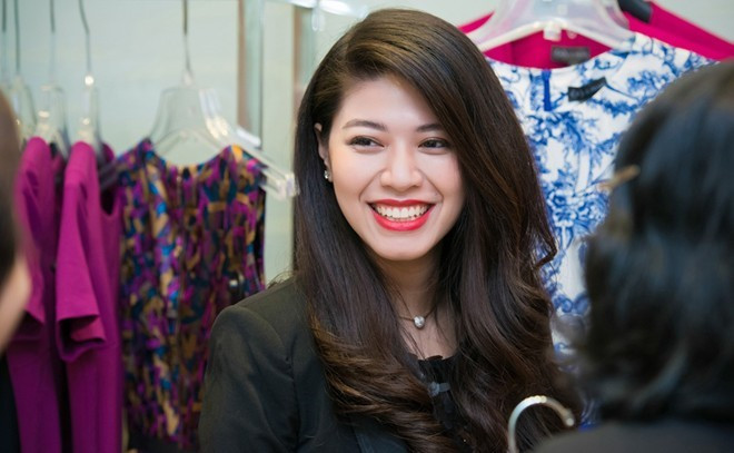 Ngọc Trinh vắng bóng trong các chương trình của Trung tâm Tin tức VTV24 cuối năm 2015.