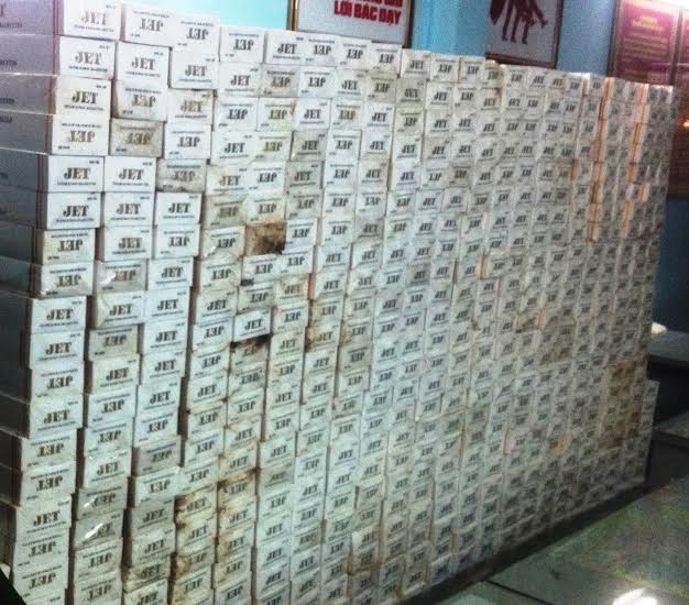Thuốc lá lậu công an bắt giữ. Ảnh minh họa 