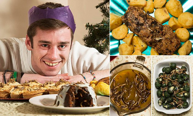 Kỳ lạ chàng trai ăn 16.000 con sâu bọ vì...nghiện