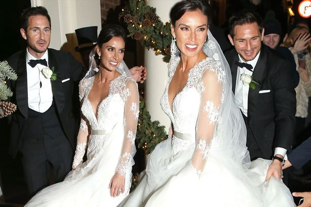 Danh thủ Frank Lampard tặng vợ nhẫn bạc tỉ trong lễ cưới 