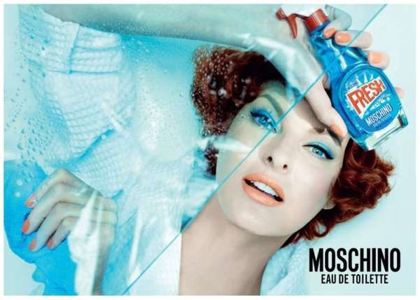 Moschino ra mắt nước hoa hình... nước xịt kính 