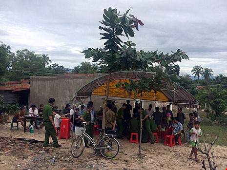 Cơ quan điều tra đang tiến hành lấy lời khai những người liên quan về trưng cầu giám định tử thi