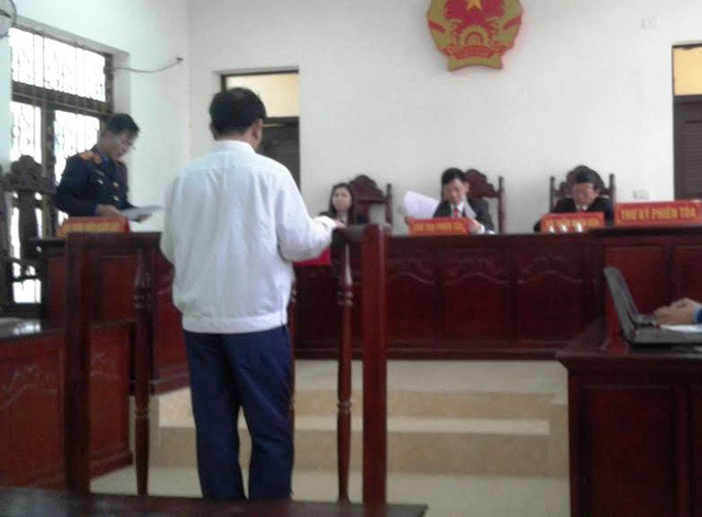 Nguyên Phó trưởng công an xã Hải Lộc đứng trước vành móng ngựa vì tội Dâm ô trẻ em