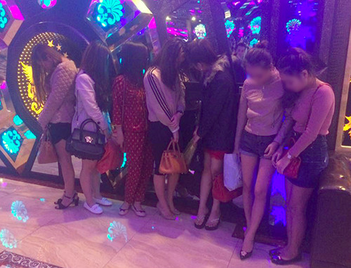 7 cô gái trong tiệc ma túy